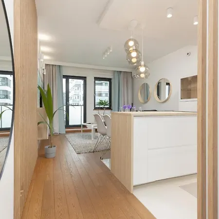 Apartamento Spacious Premium Wola By Renters Prestige Varsovia