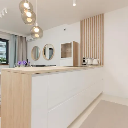 Spacious Premium Wola By Renters Prestige *