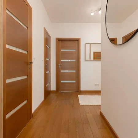 Spacious Premium Wola By Renters Prestige Apartamento